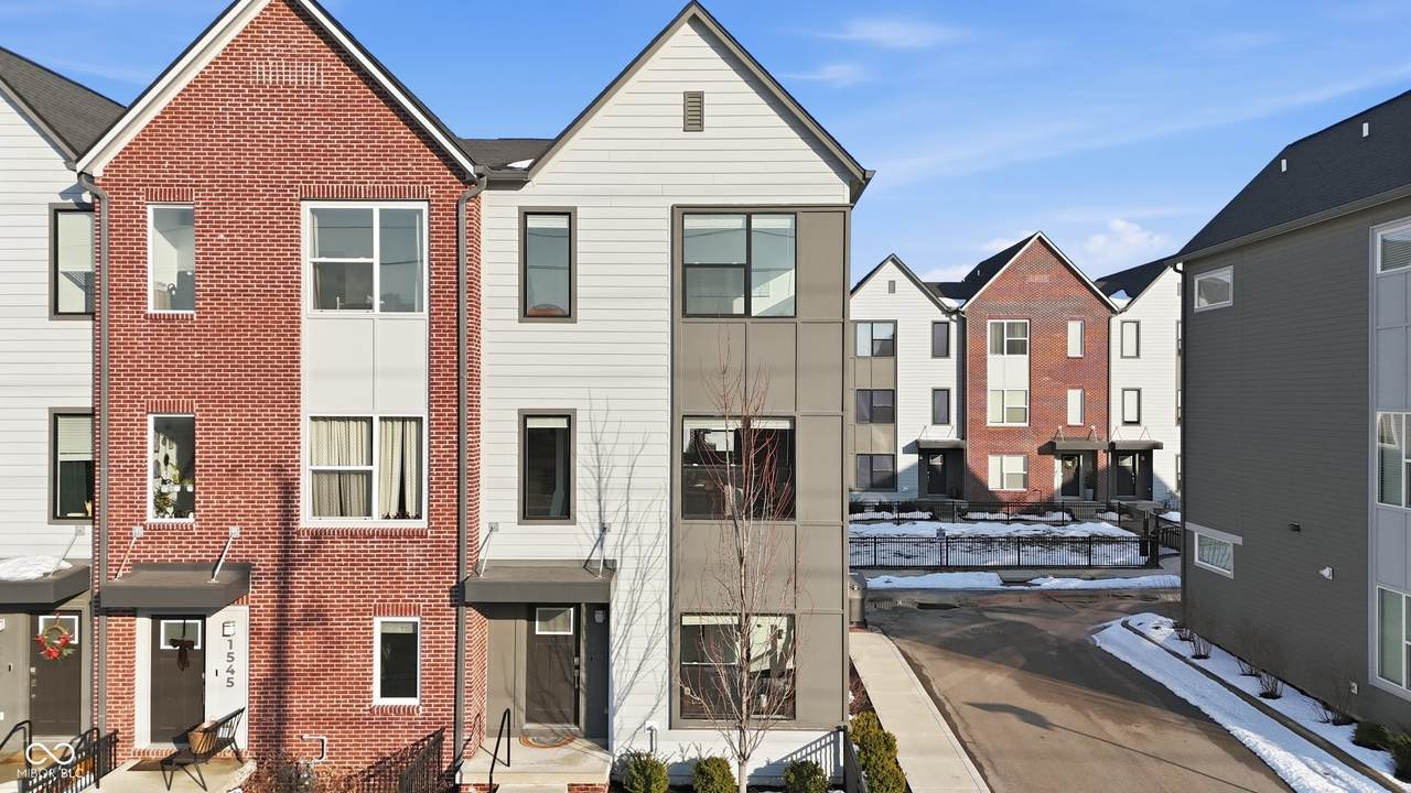 1543 Yandes Street - Photo 1