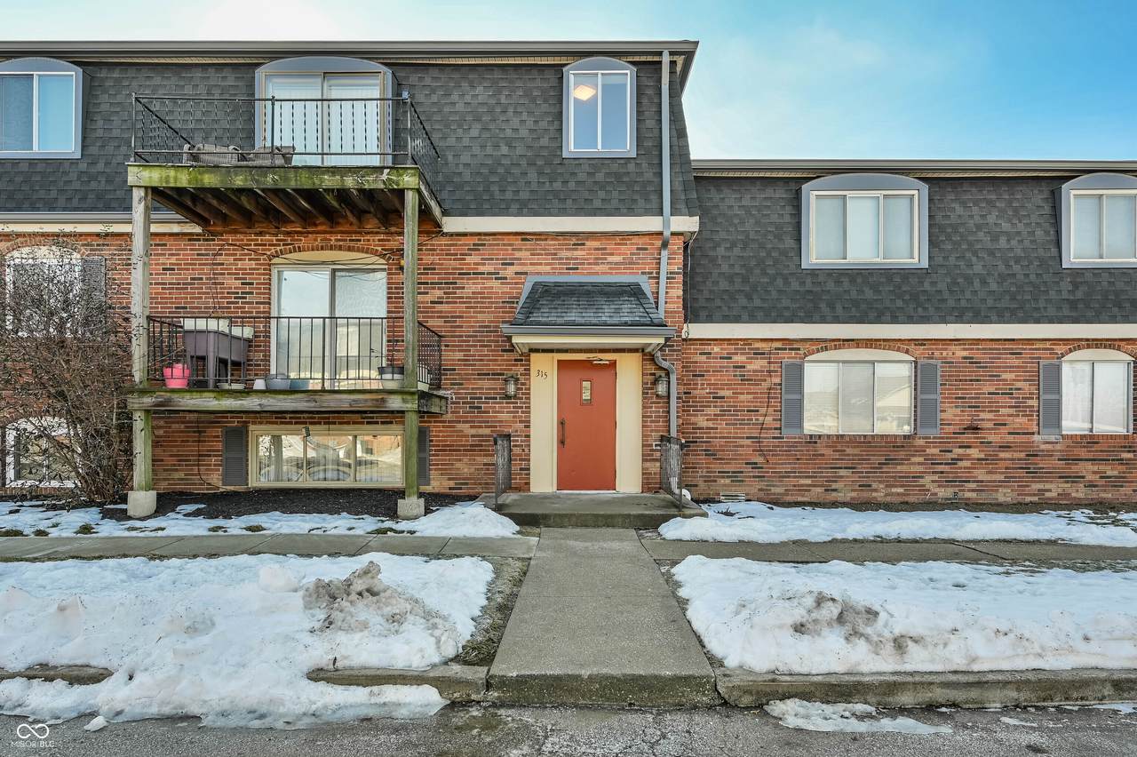 315 Elmead Court - Photo 1