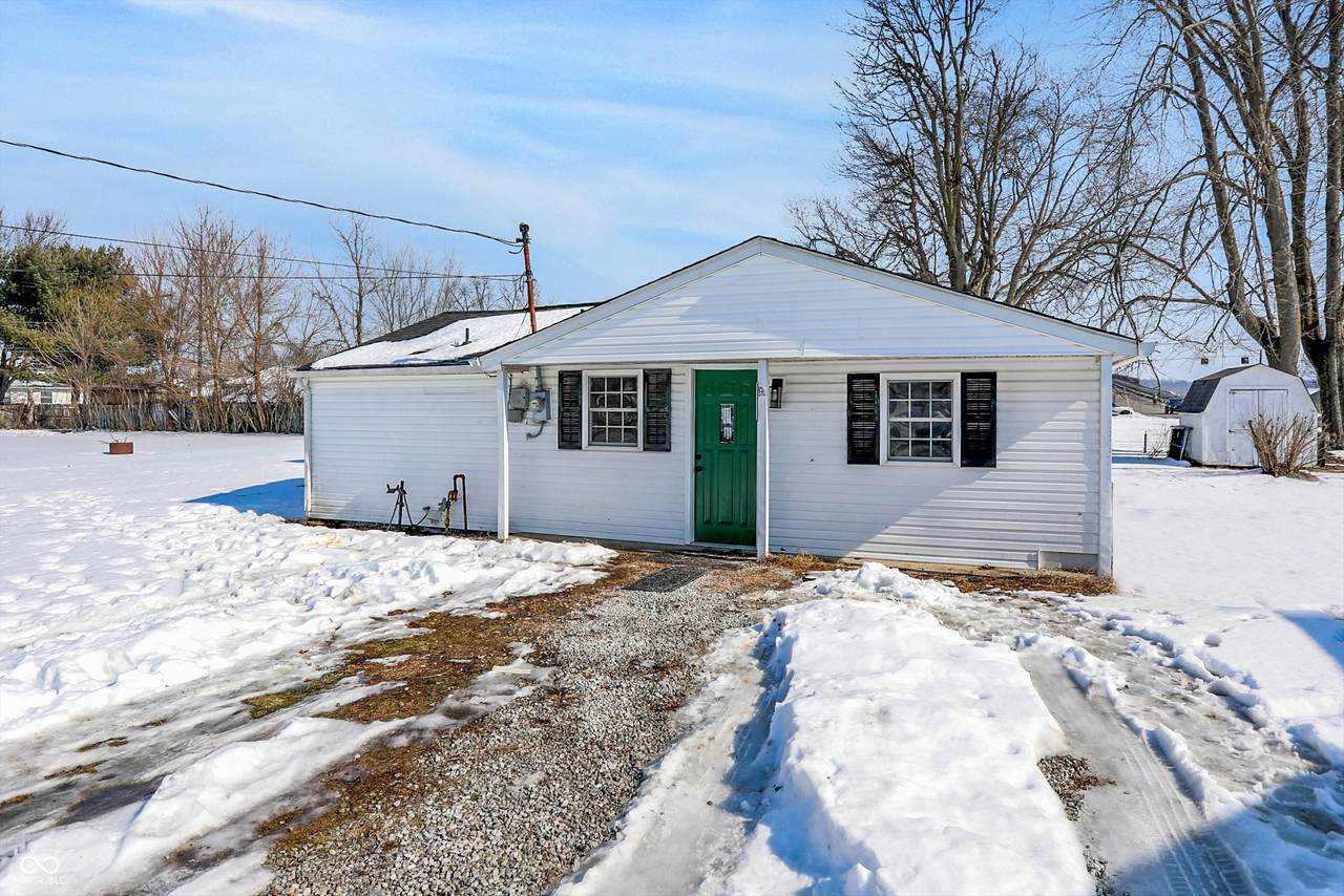 1079 Crawford Street - Photo 1
