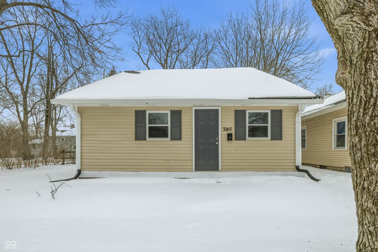 3165 Station Street - Photo 1