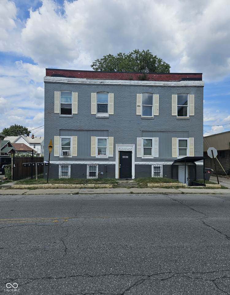 3030 10th Street - Photo 1