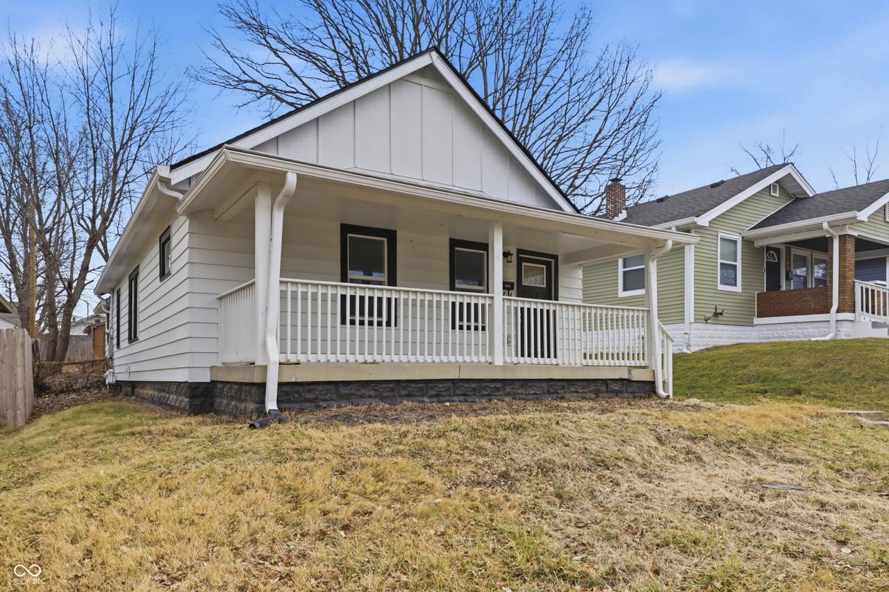 2137 Napoleon Street - Photo 1