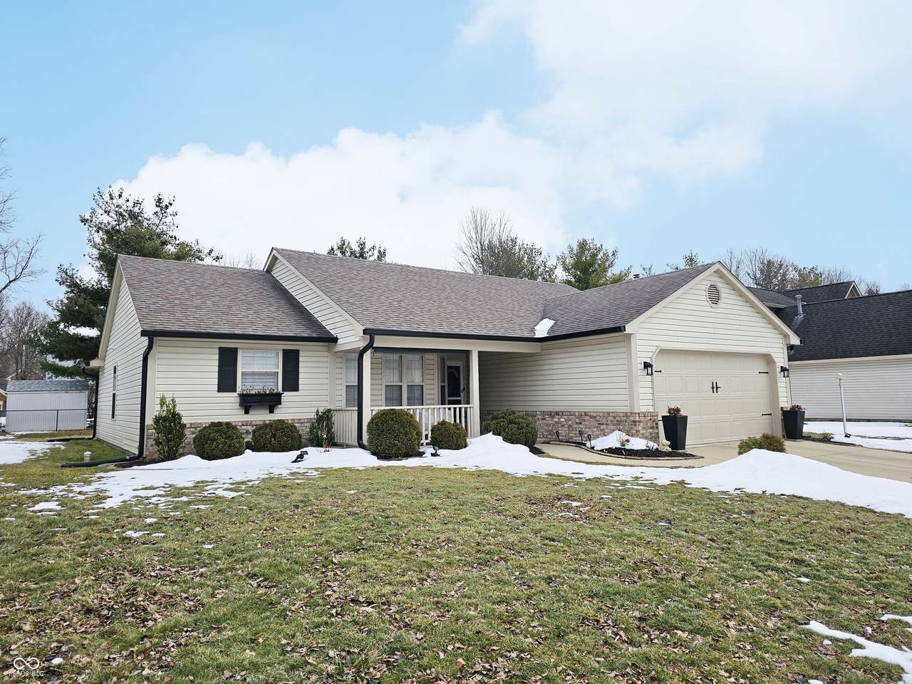 5747 Spring Oaks Way - Photo 1