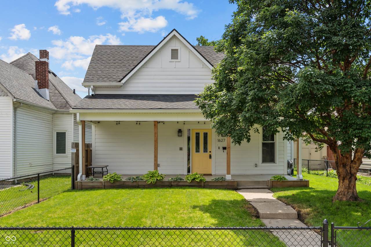 1627 Pleasant Street - Photo 1