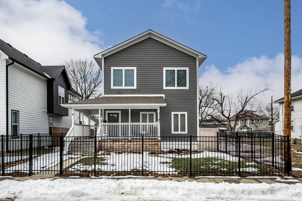 528 Beville Avenue - Photo 1