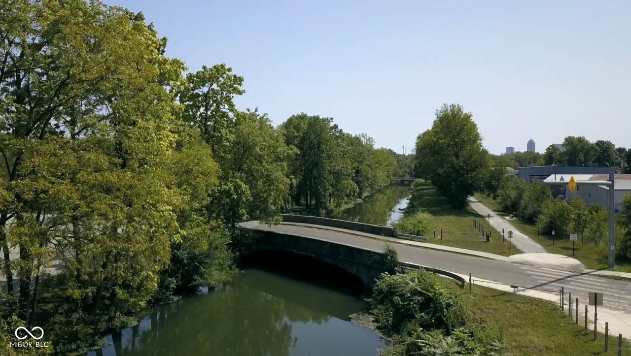 https://bt-photos.global.ssl.fastly.net/indy/1280_boomver_1_22085245-1.jpg