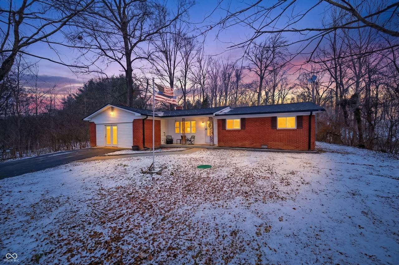 6986 State Road 44 - Photo 1