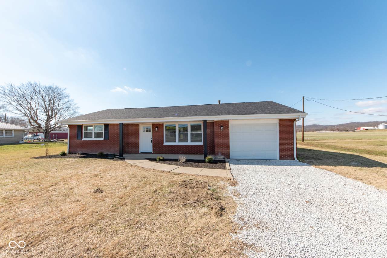 2954 State Road 235 - Photo 1