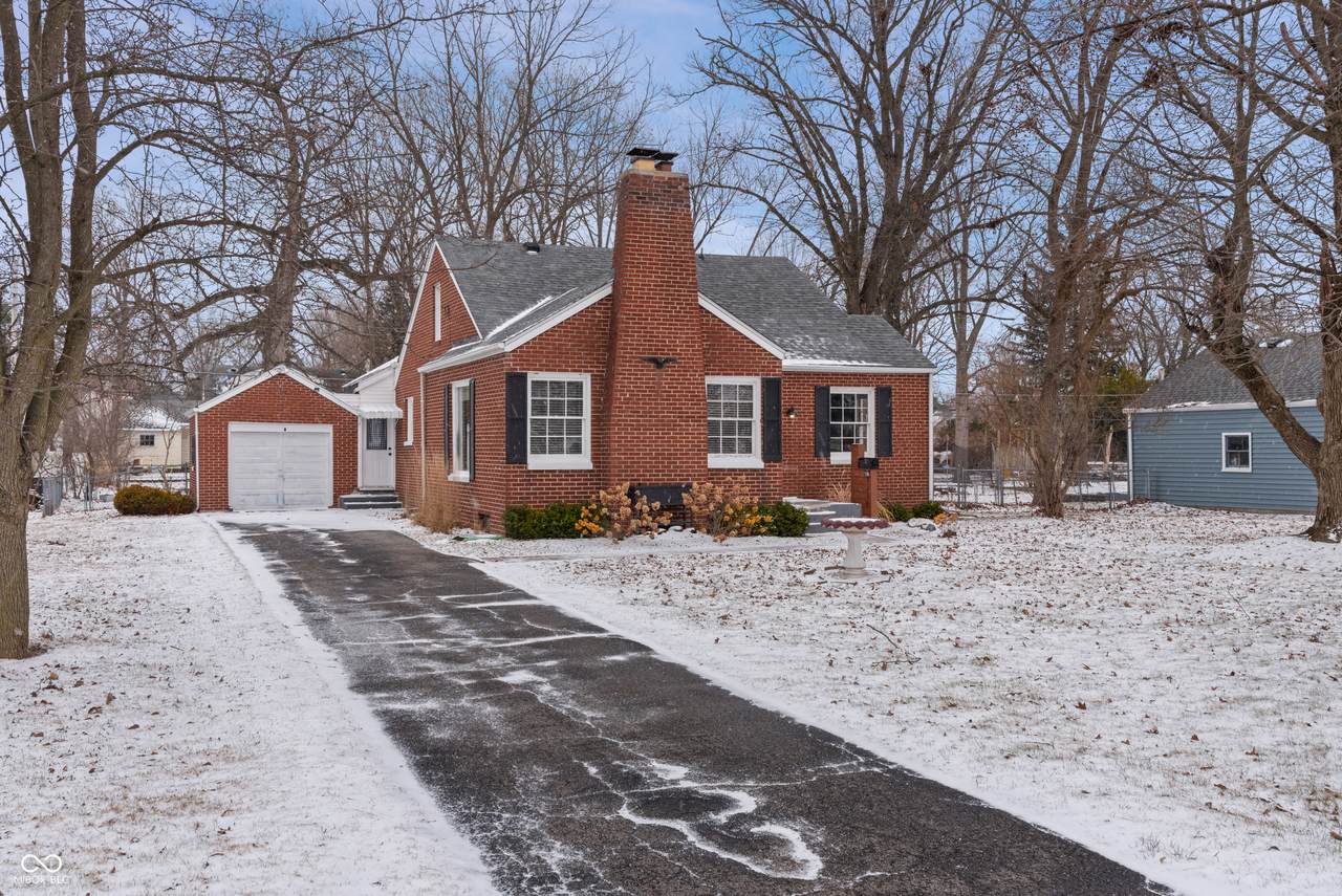 1236 Park Road - Photo 1