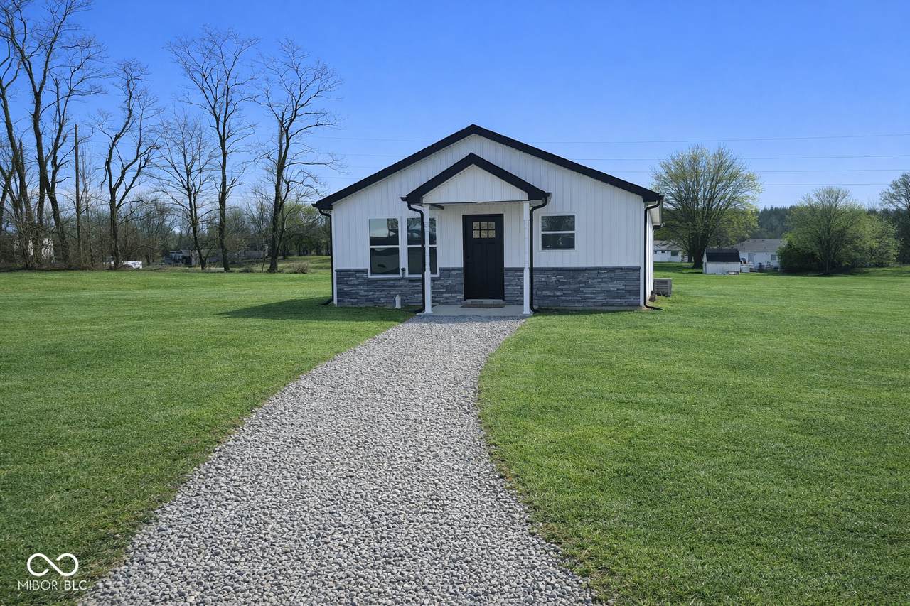 721 Country Manor Street - Photo 1