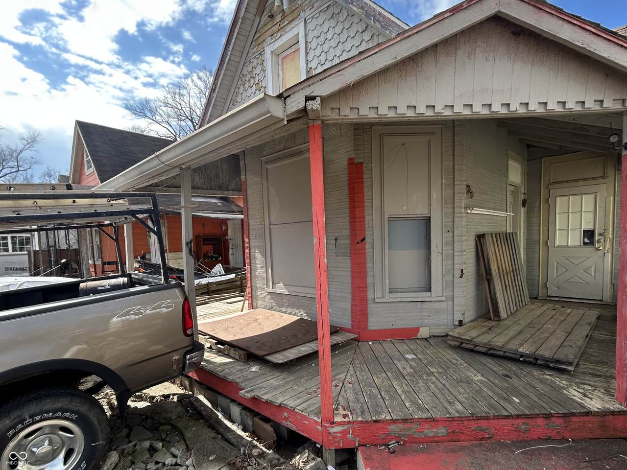 434 Beville Avenue - Photo 1