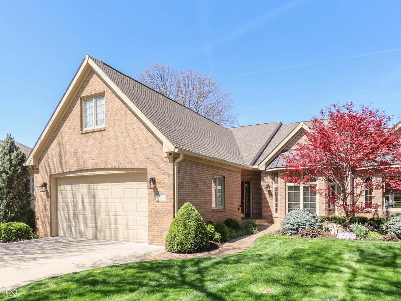 1752 Pathway Drive - Photo 1