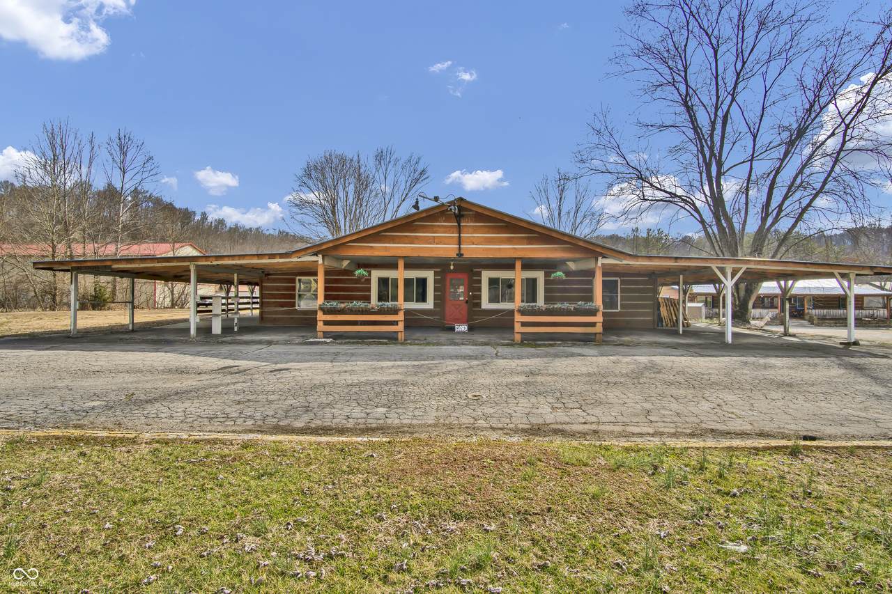 4883 State Road 46 - Photo 1