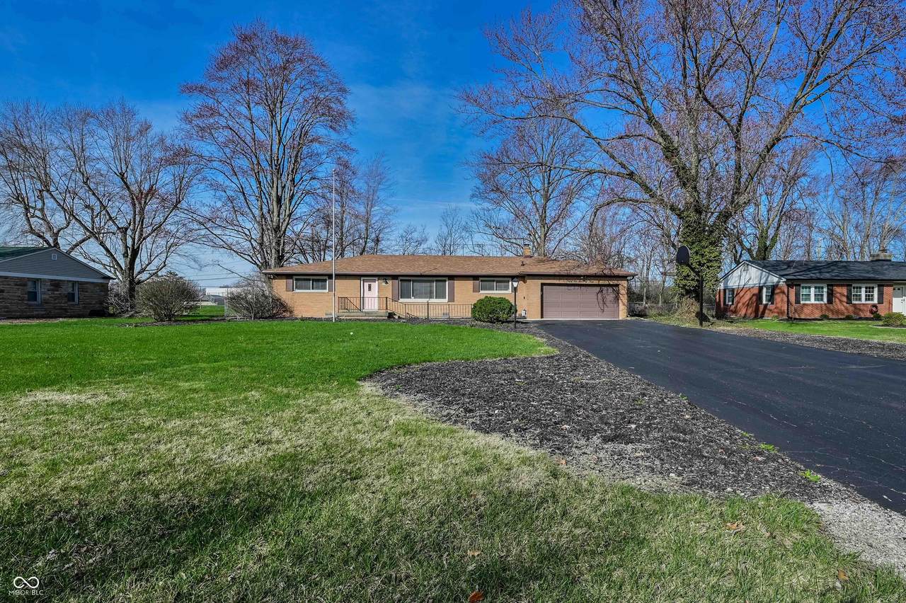 5674 Wallingwood Drive - Photo 1