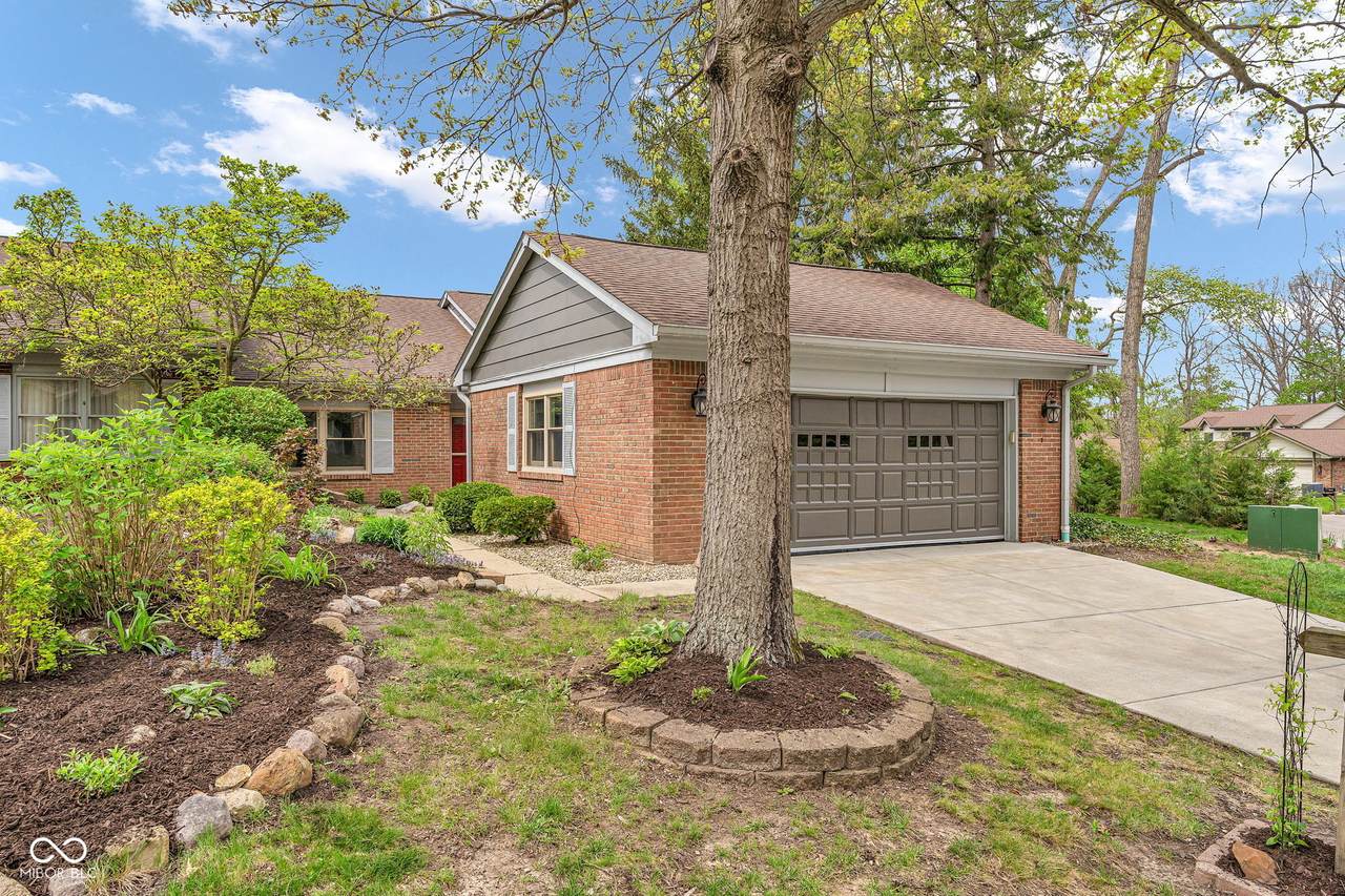 5320 Whisperwood Lane - Photo 1