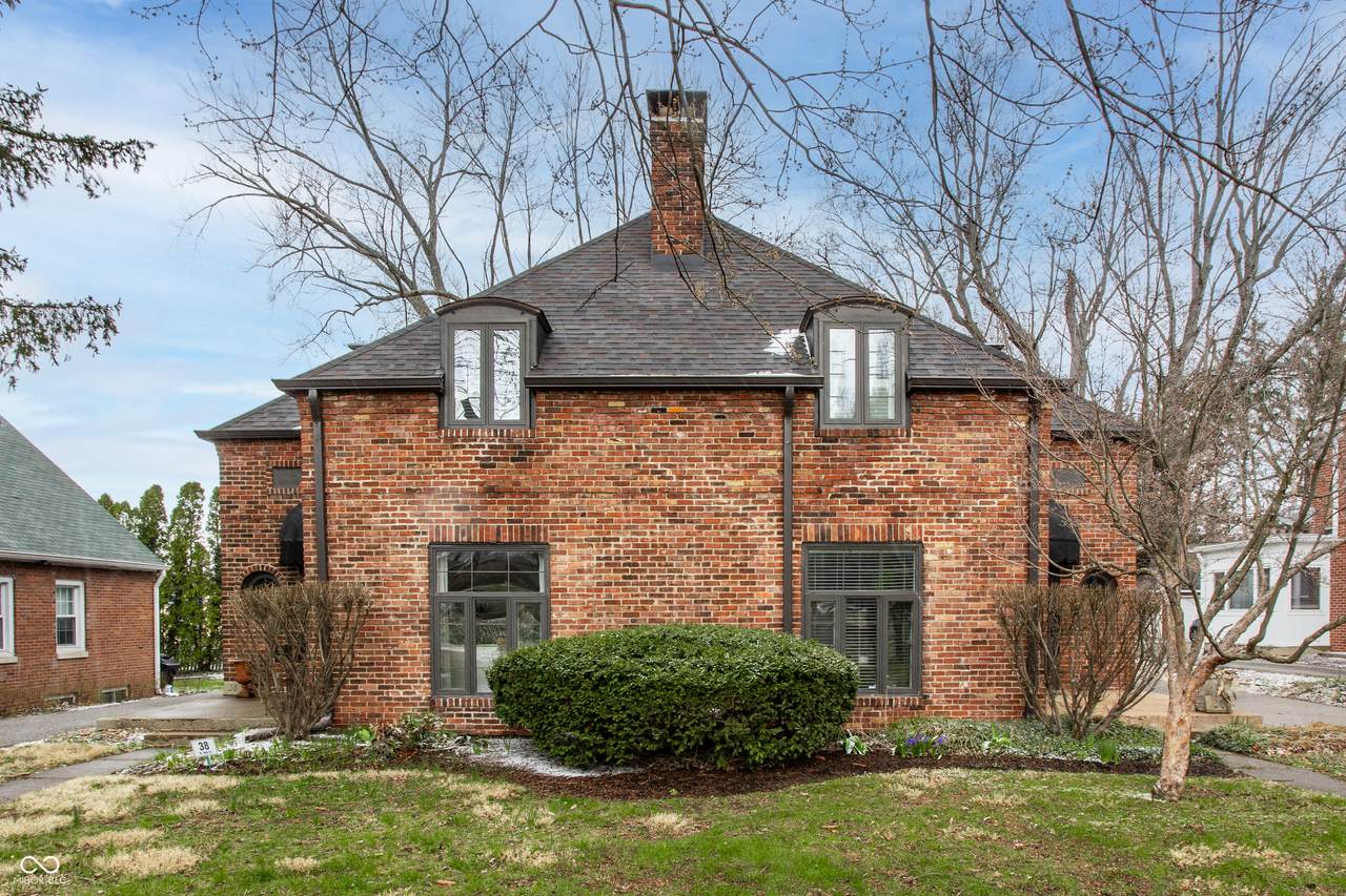 36 56th Street - Photo 1