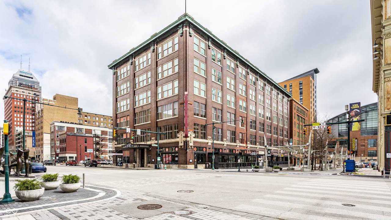 141 Meridian Street - Photo 1