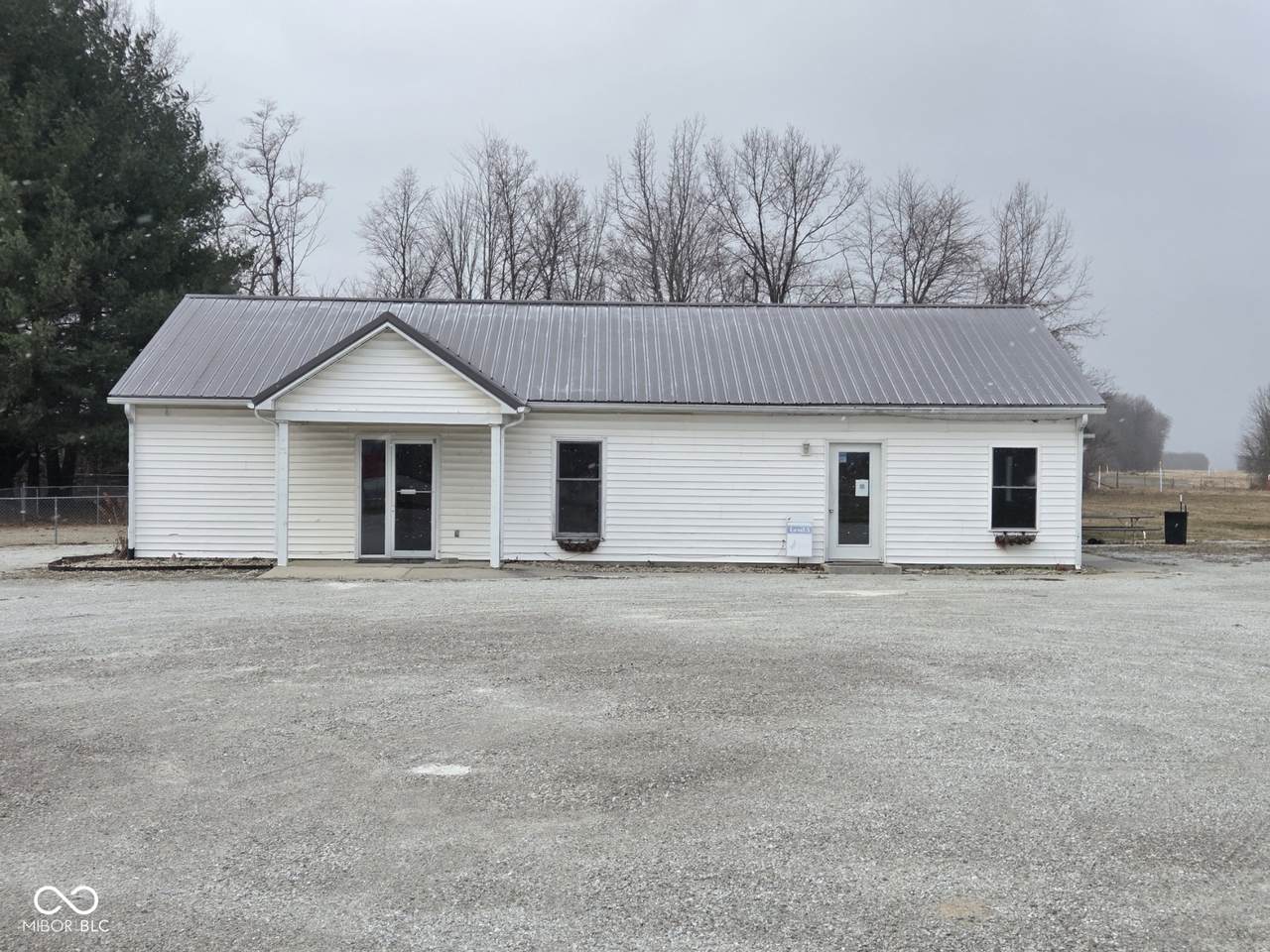 5625 State Highway 7 - Photo 1