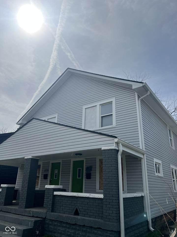 412 Oakland Avenue - Photo 1
