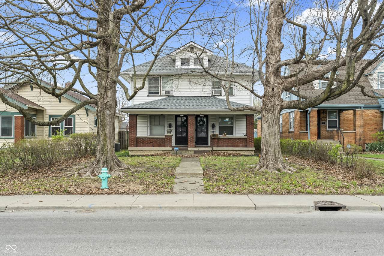 902 Emerson Avenue - Photo 1