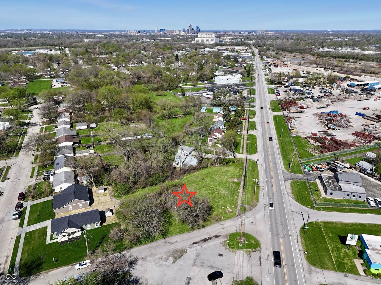 4039 Southeastern Avenue - Photo 1