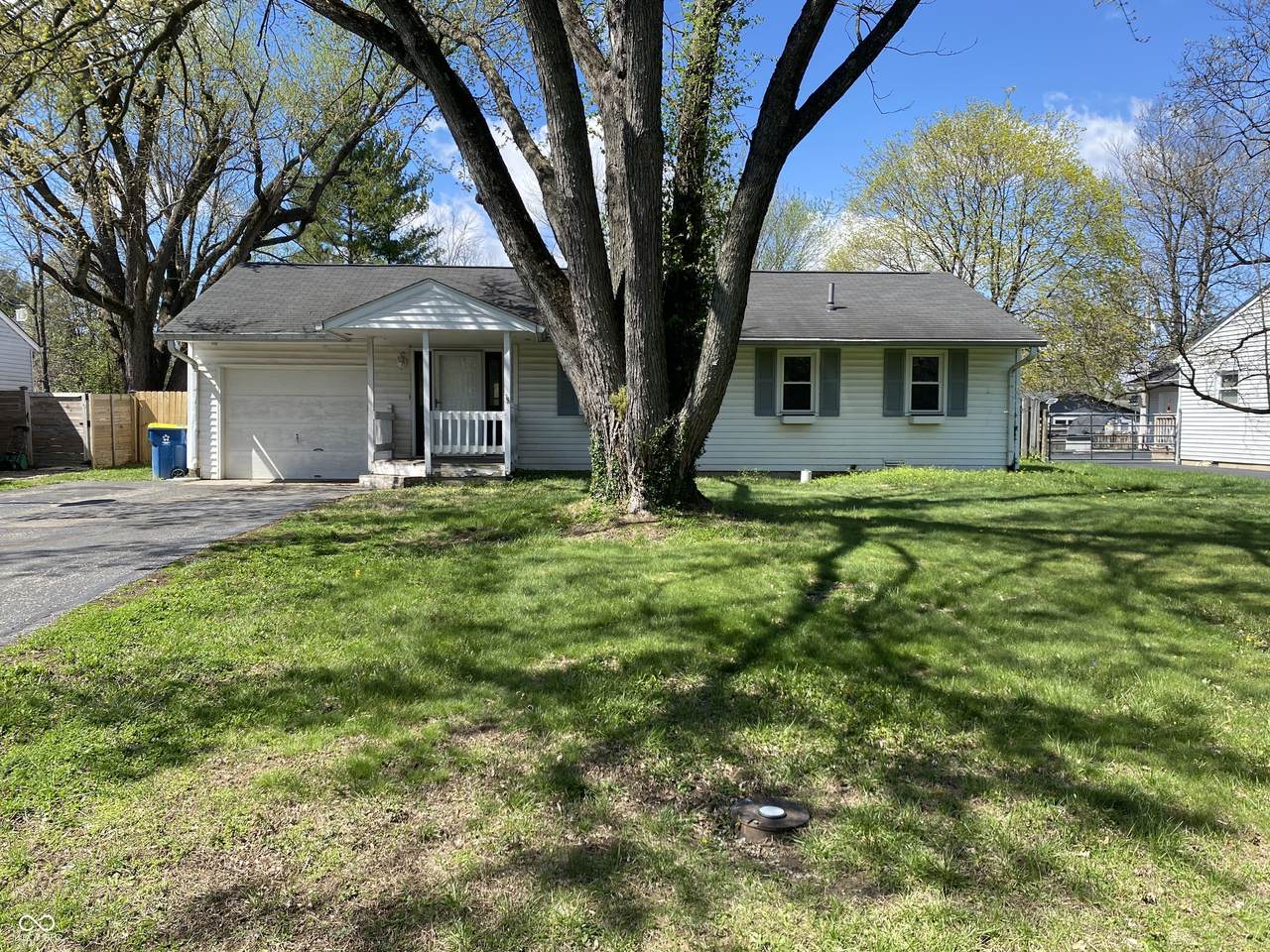 1036 Auman Drive - Photo 1