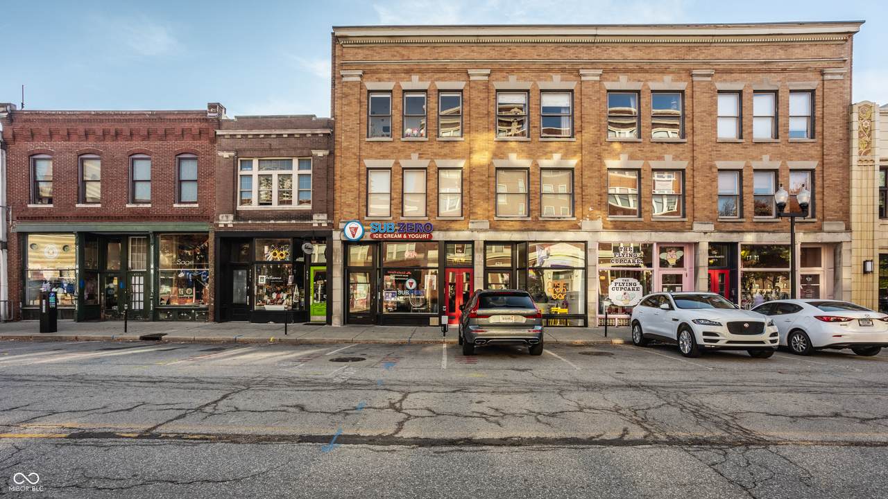 425 Massachusetts Avenue - Photo 1