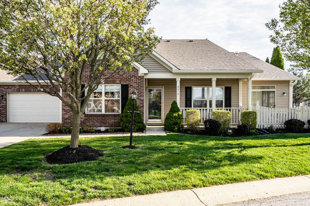 2614 Oneida Lane - Photo 1