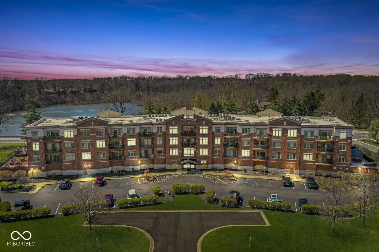 20971 Shoreline Court - Photo 1