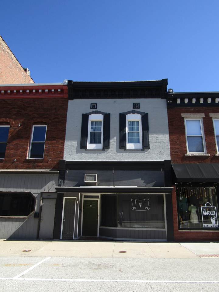 110 Green Street - Photo 1