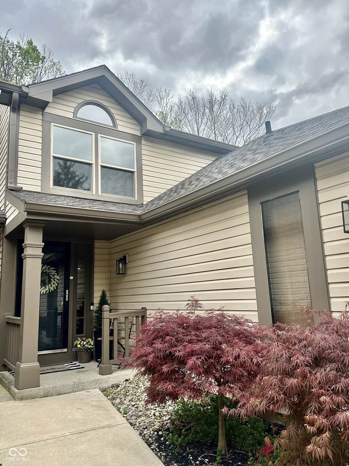 7975 Glen View Drive - Photo 1