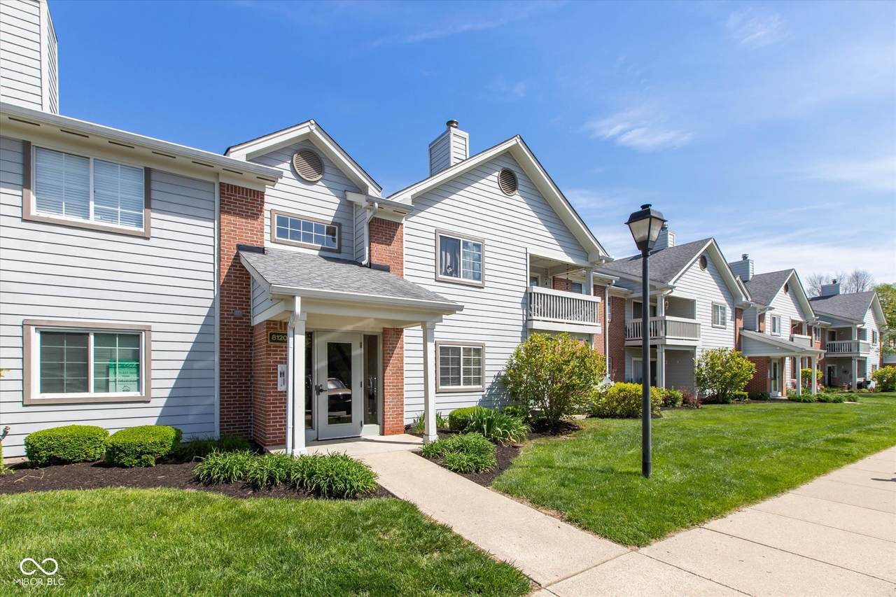 8120 Glenwillow Lane - Photo 1
