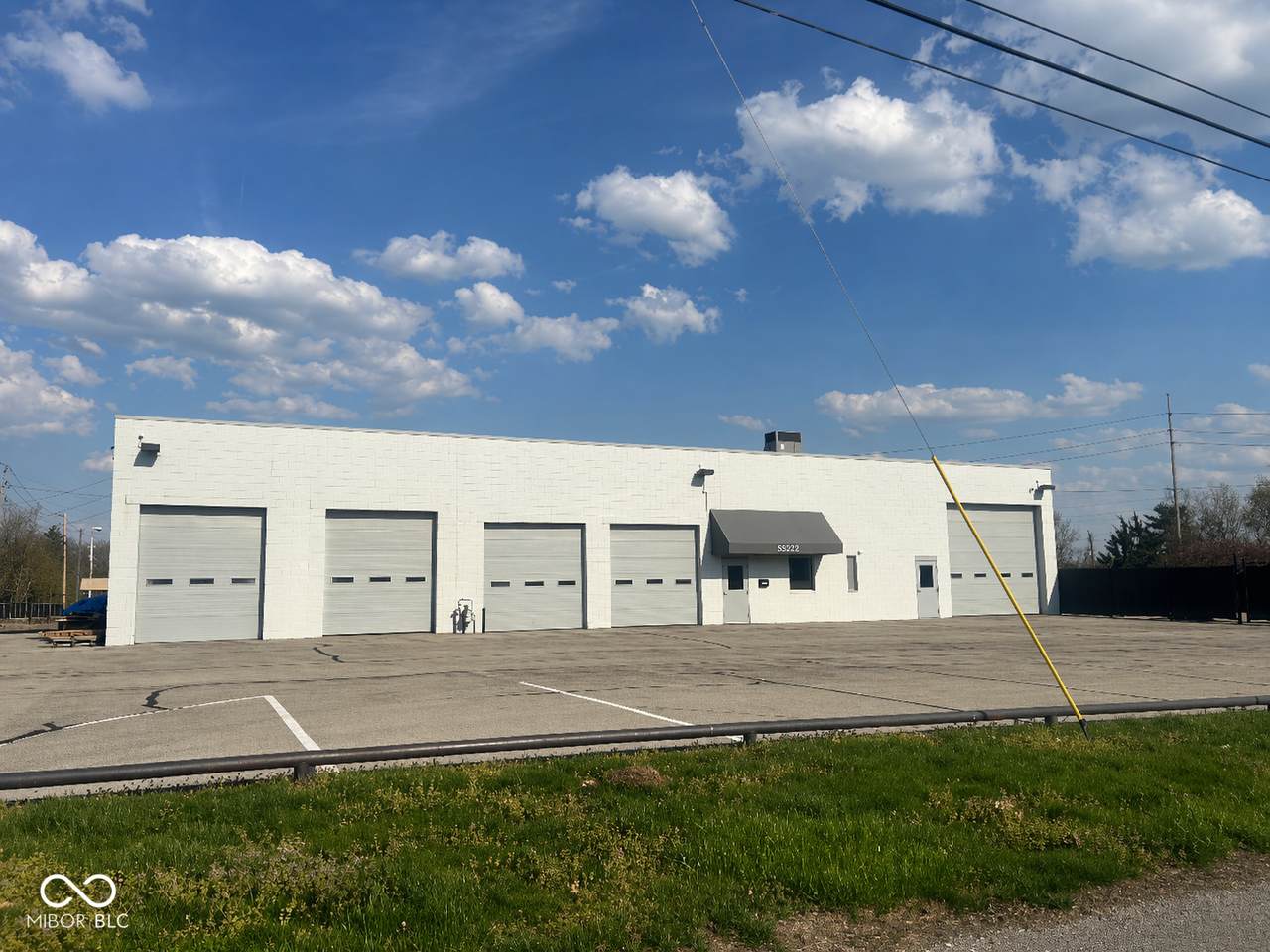 5513 Oxford Street - Photo 1