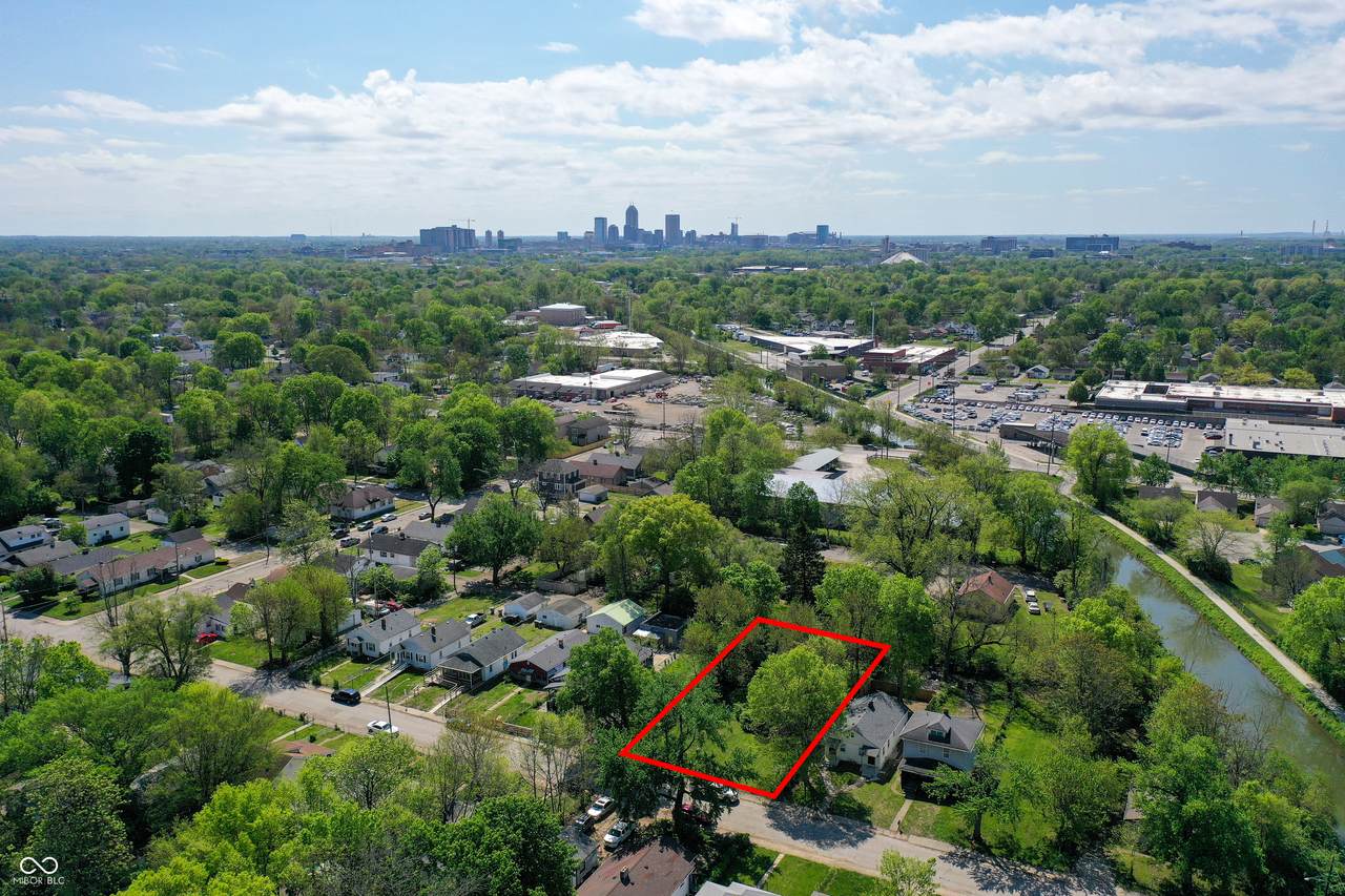 1437 Congress Avenue - Photo 1