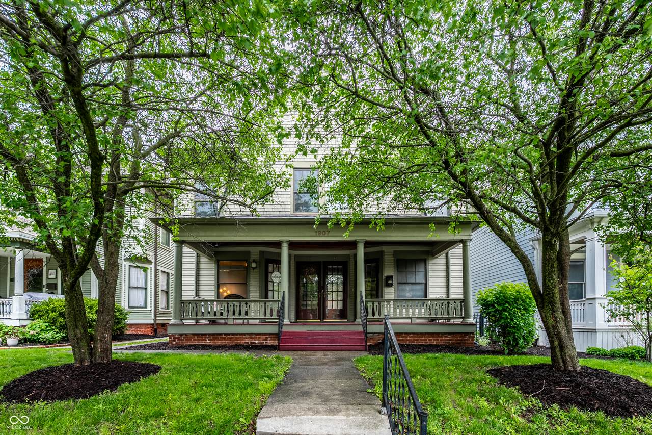 1907 Delaware Street - Photo 1