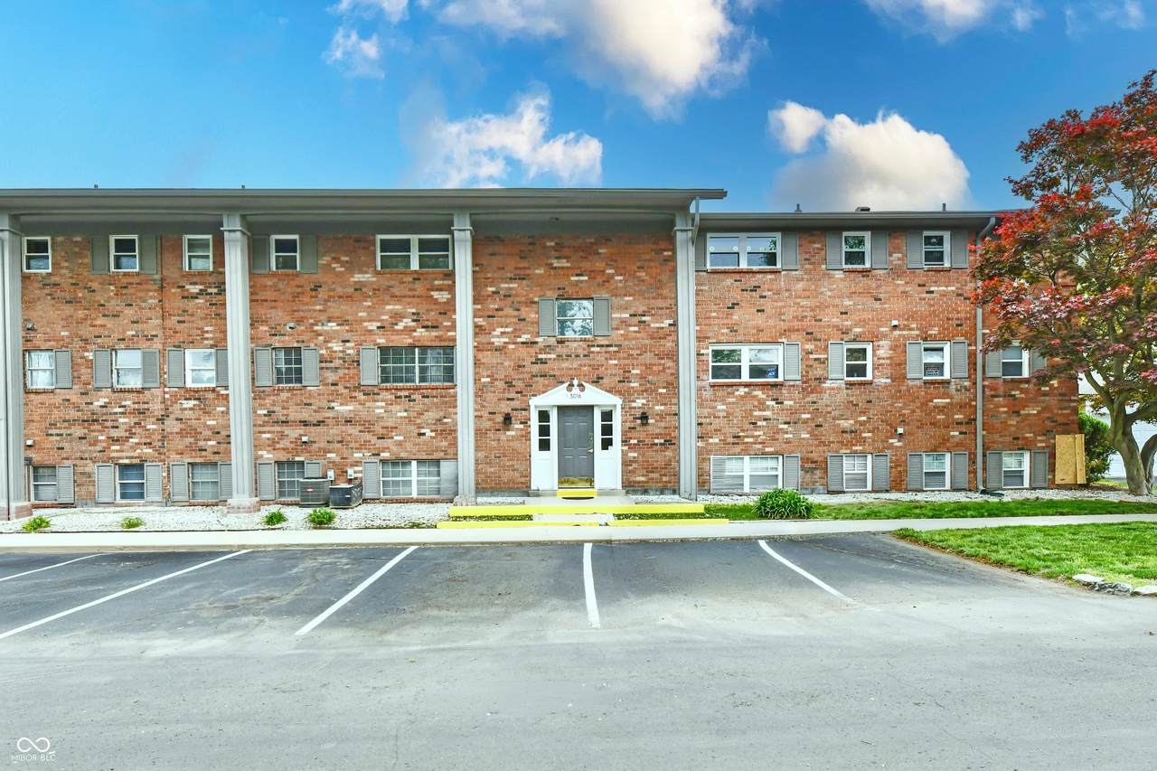 3016 Lake Shore Drive - Photo 1