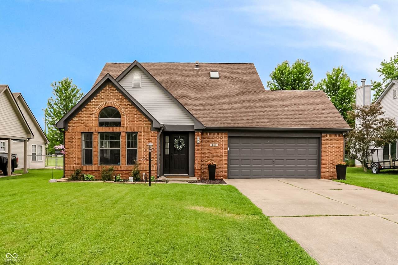 613 White Ash Court - Photo 1
