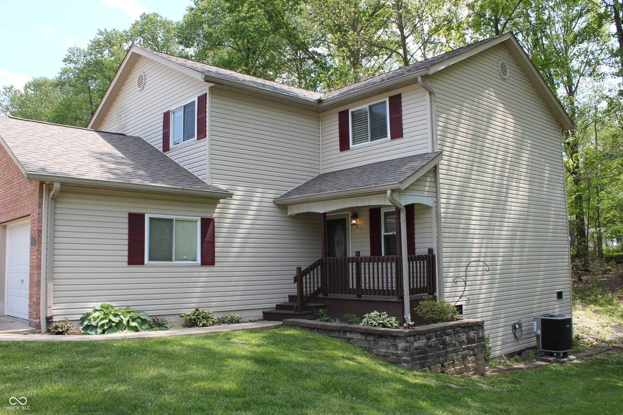 1018 Forest View Drive - Photo 1