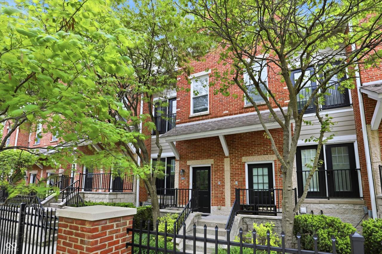 6587 Reserve Drive - Photo 1