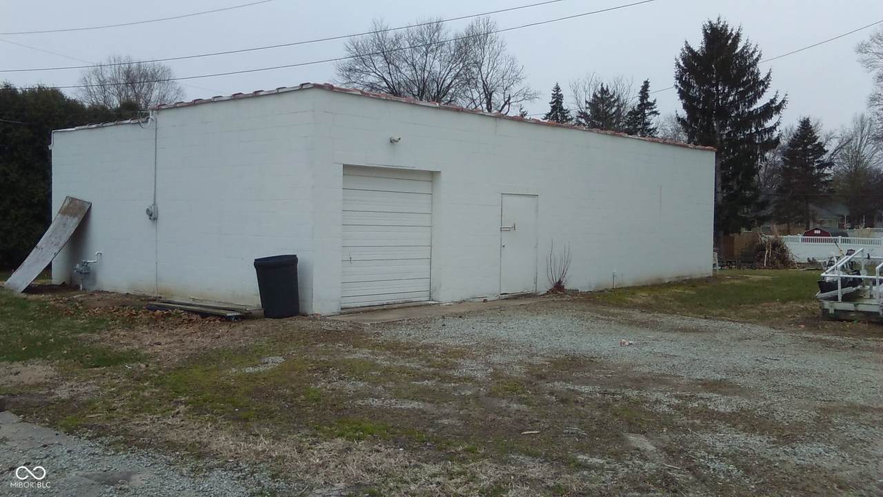 3639a Nichol Avenue - Photo 1