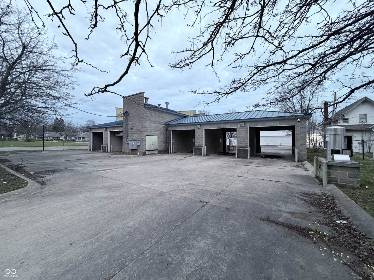 https://bt-photos.global.ssl.fastly.net/indy/1280_boomver_1_22101046-1.jpg