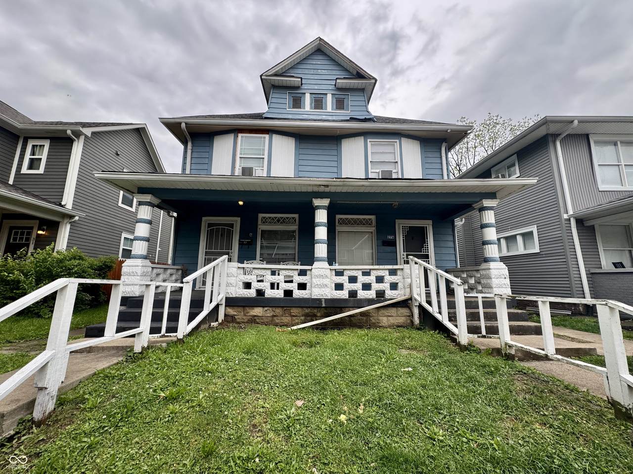 27 Parkview Avenue - Photo 1