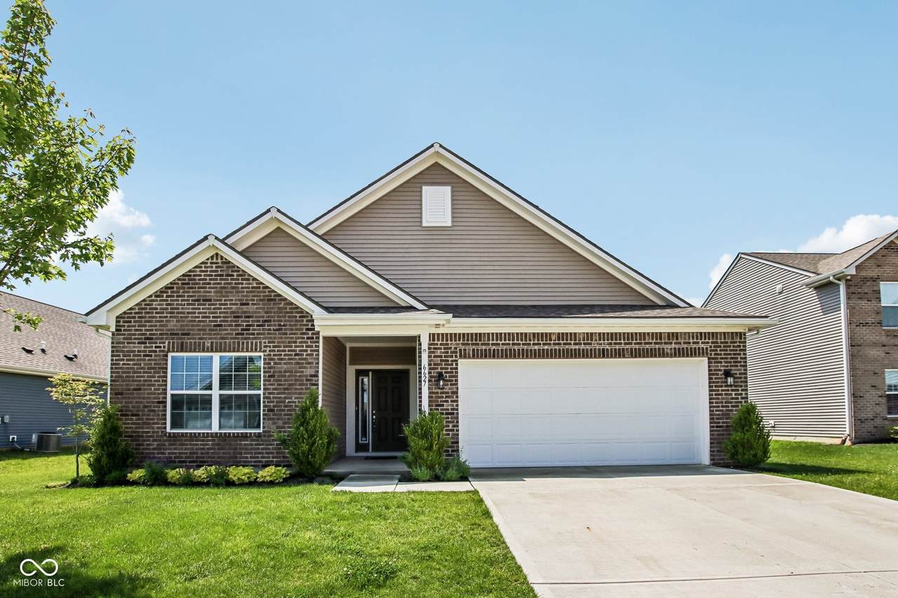 6627 Mayapple Drive - Photo 1
