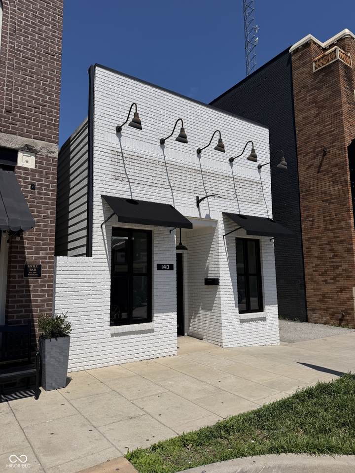 140 Jefferson Street - Photo 1
