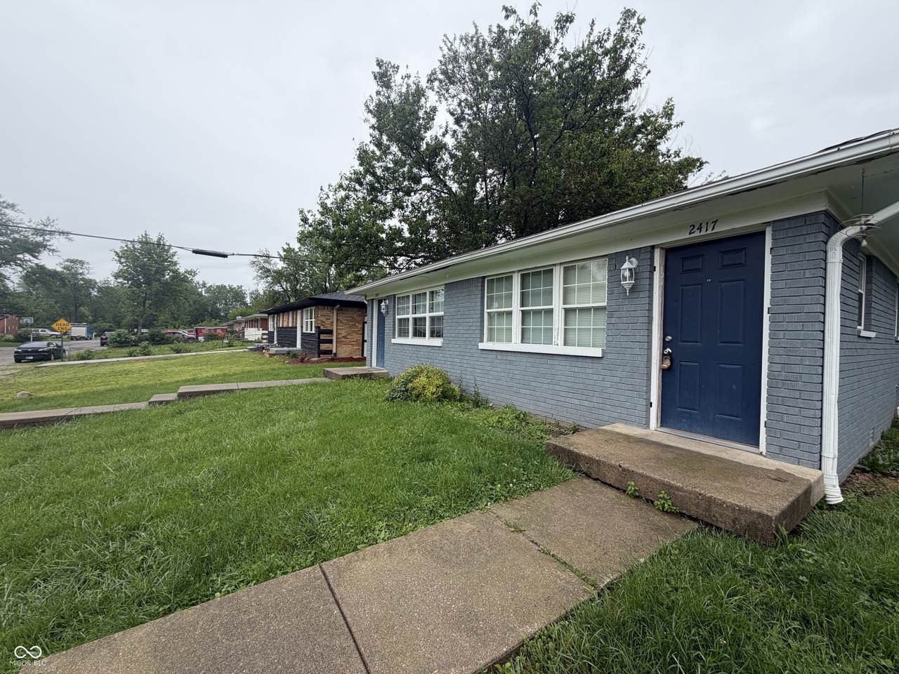2417 Bolton Avenue - Photo 1