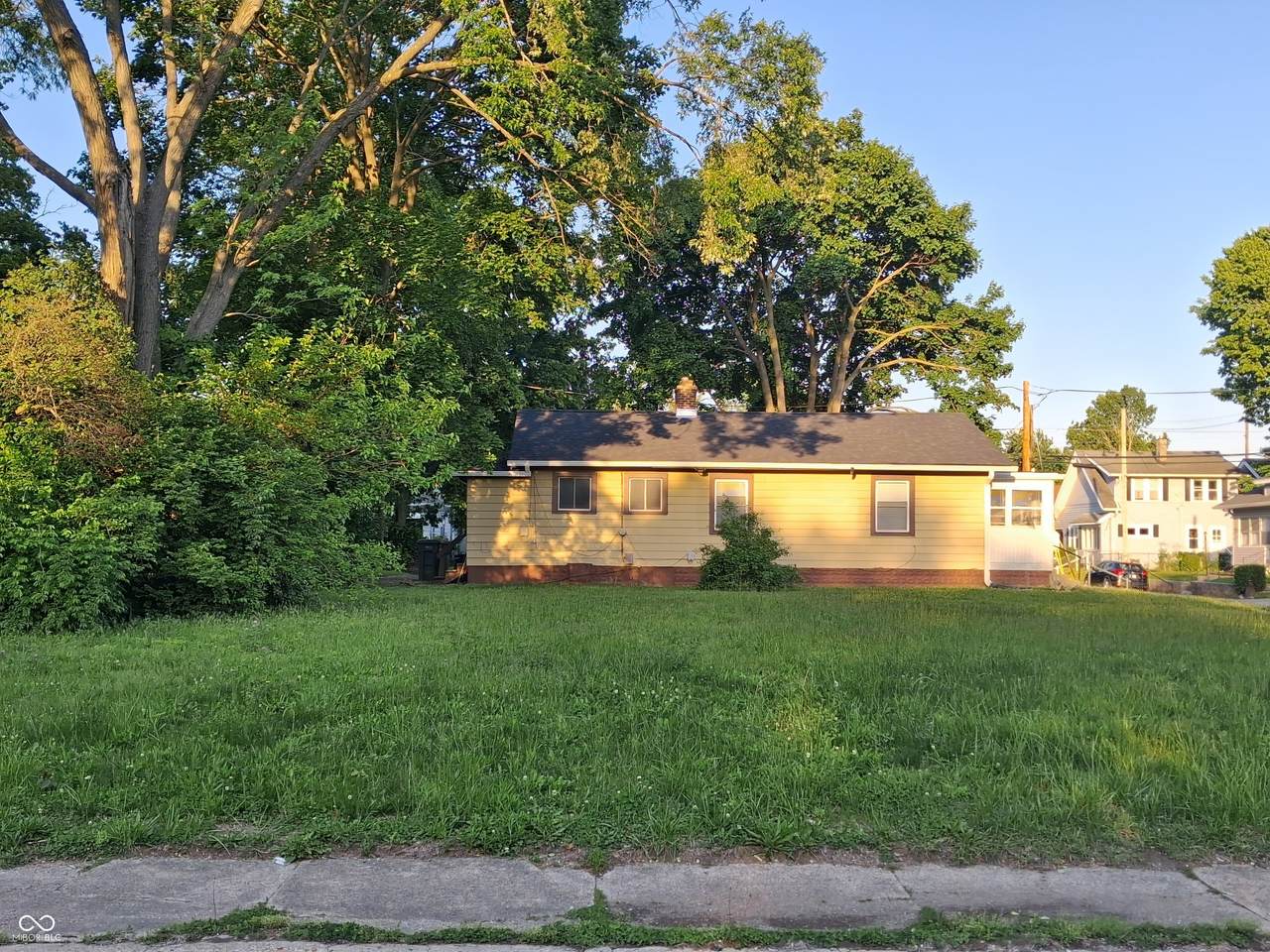 3607 Boulevard Place - Photo 1