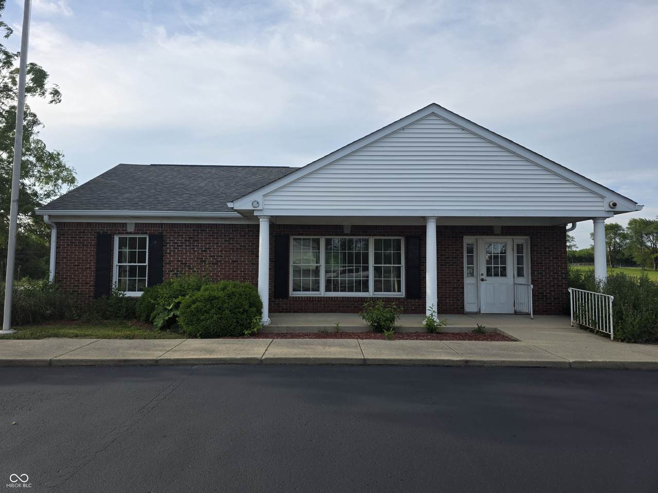 7984 State Road 32 - Photo 1
