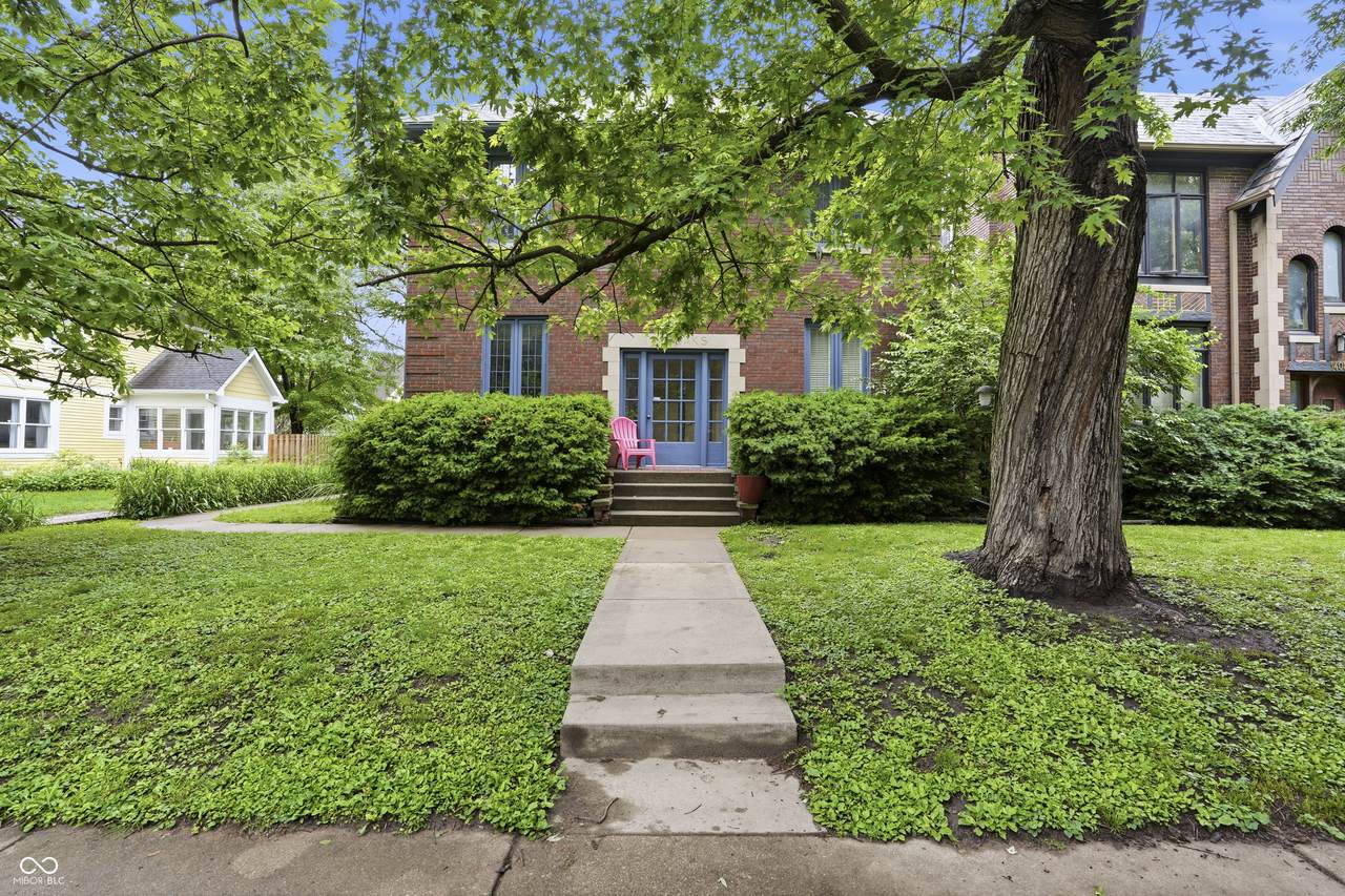 1404 Broadway Street - Photo 1