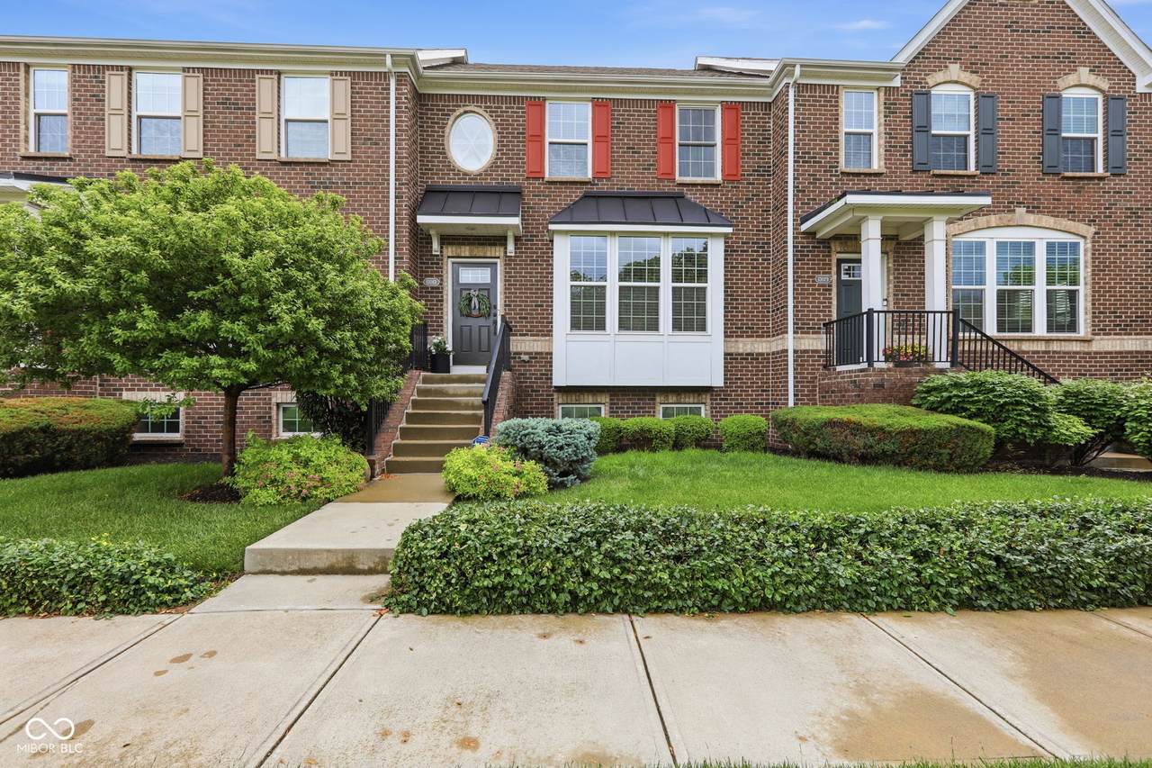 13083 Saxony Boulevard - Photo 1