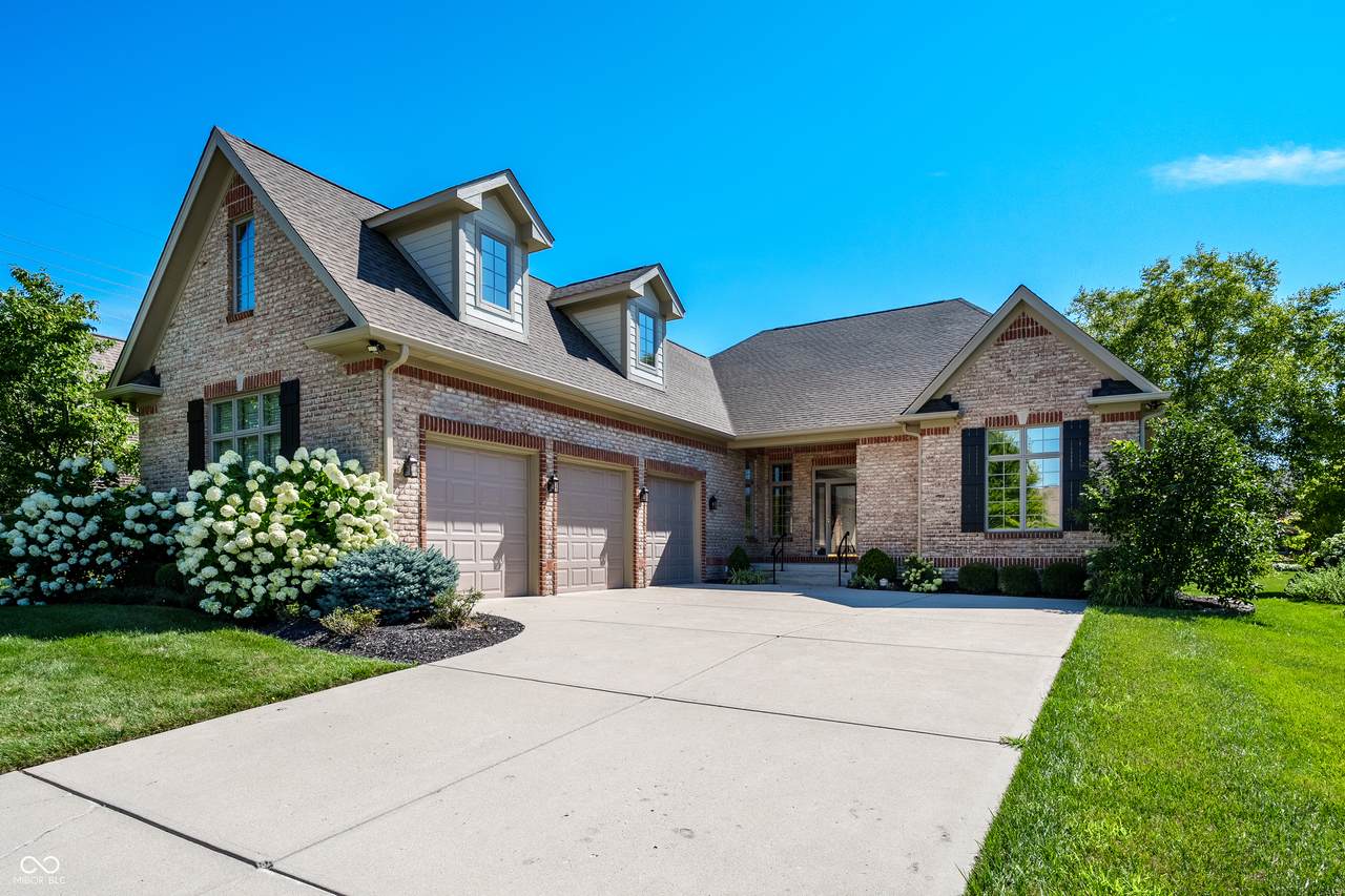 11561 Glen Ridge Circle - Photo 1